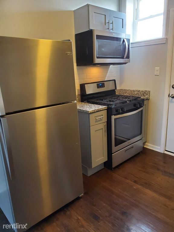 Building Photo - 2 br, 1 bath Apartment - 4612 S Lake Park Ave