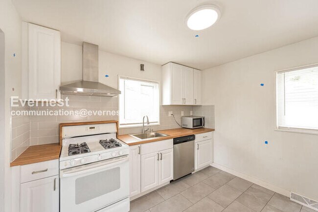 Foto del edificio - 1561 S Zuni St