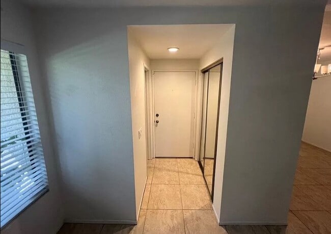 Foto del edificio - AVAILABLE NOW! Canyon Crest Townhome