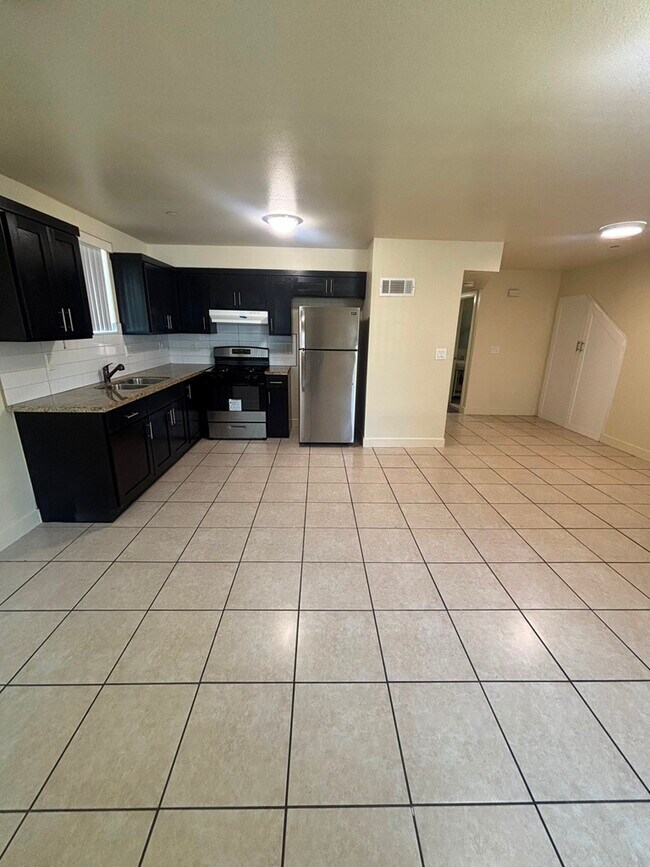 Foto del edificio - 446 E 118th St