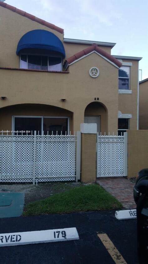 Primary Photo - 475 NW 85th Ct