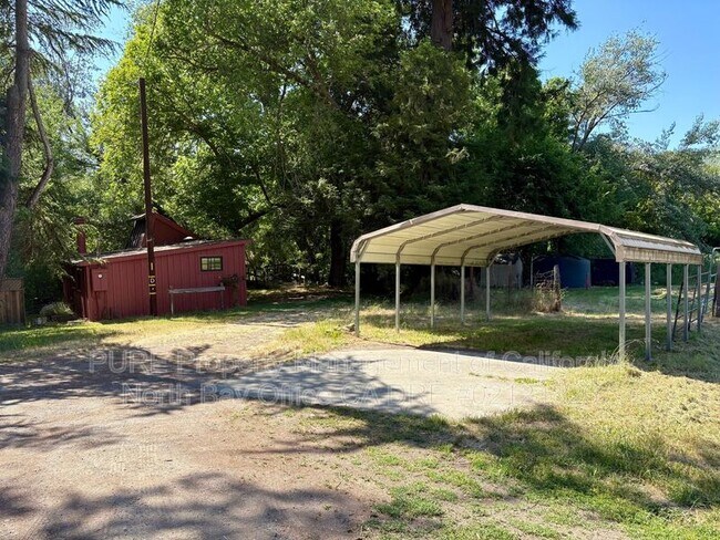 Building Photo - 6790 Petersen Rd