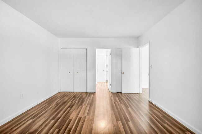 Foto del edificio - 5725 Tyler St
