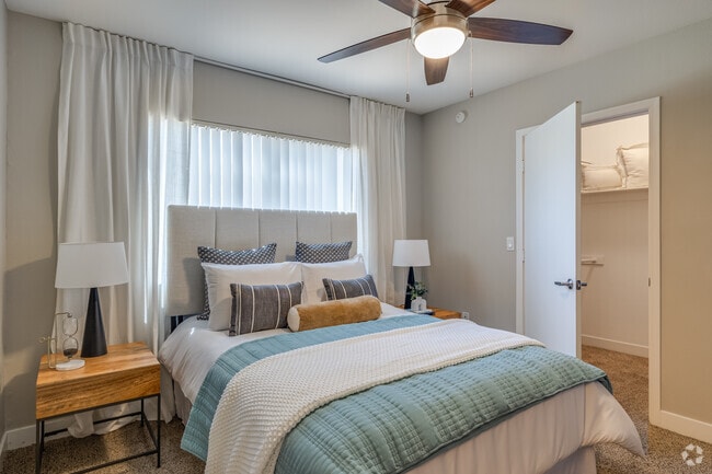 2BR, 2BA - 972SF - Bedroom 1 - The Grove Deer Valley