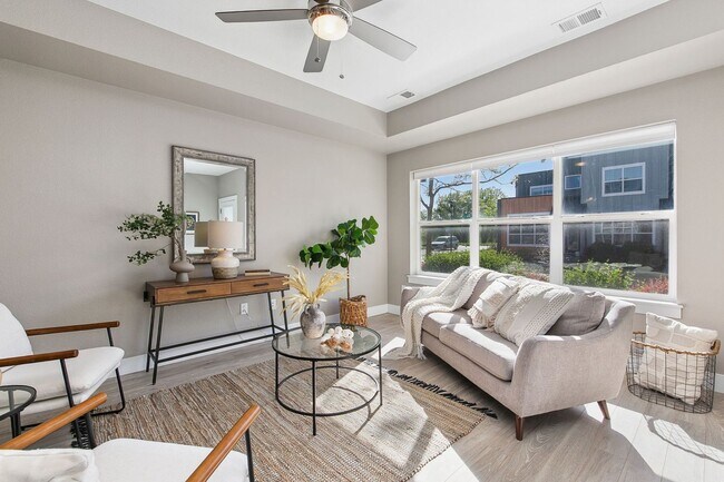 Foto del edificio - Old Town North Townhome