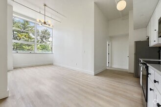 Building Photo - The Benedict