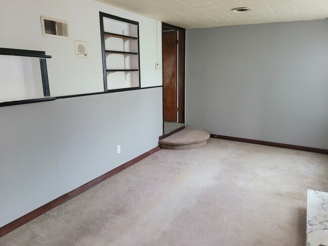 Building Photo - 10455 Big Bend Rd