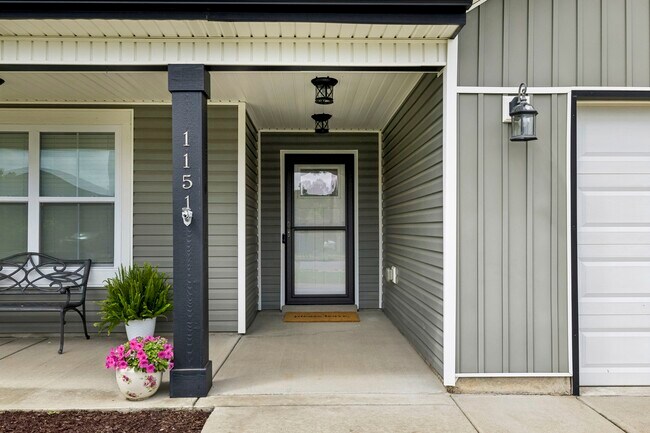 Foto del edificio - 1151 Eagles Bluff Dr