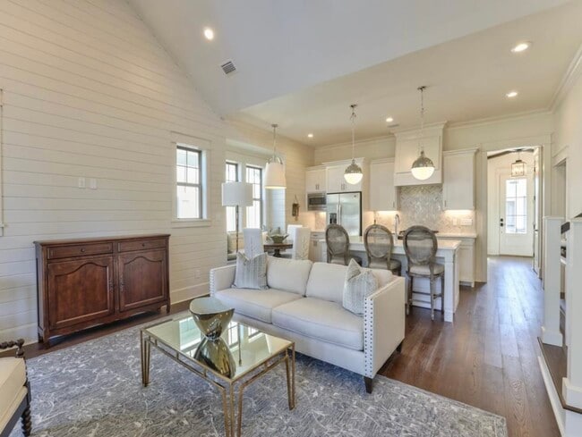 Building Photo - 308 Dahlonega Dr