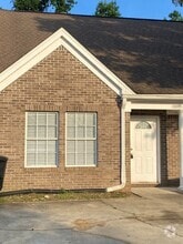 Building Photo - 3113 Sawtooth Dr