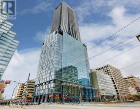 Building Photo - 488 University Ave