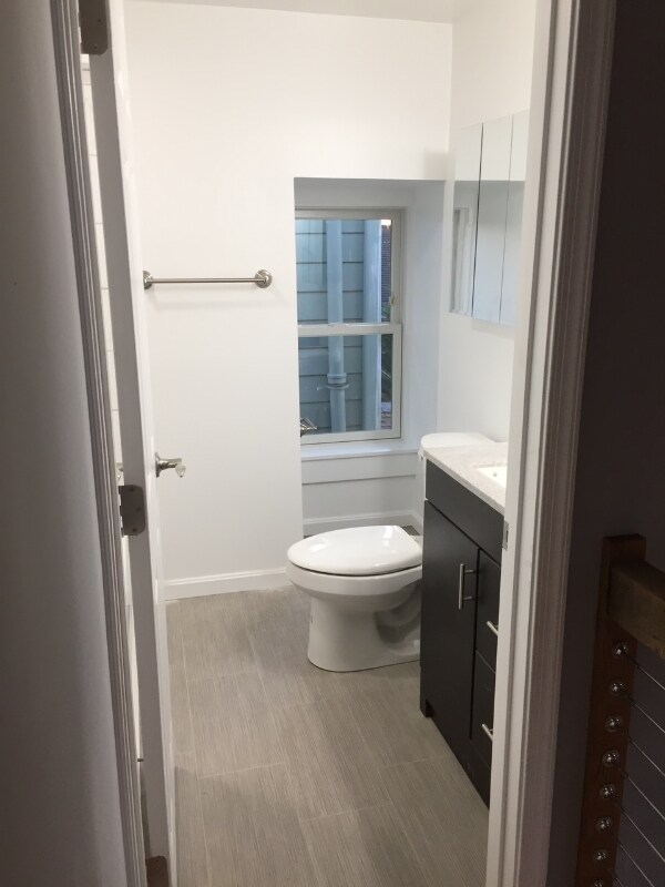 425 High St Unit 4, Chestertown, MD 21620 Room for Rent in