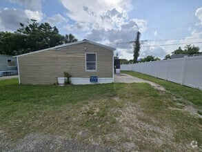 Building Photo - 11211 East Bay Rd