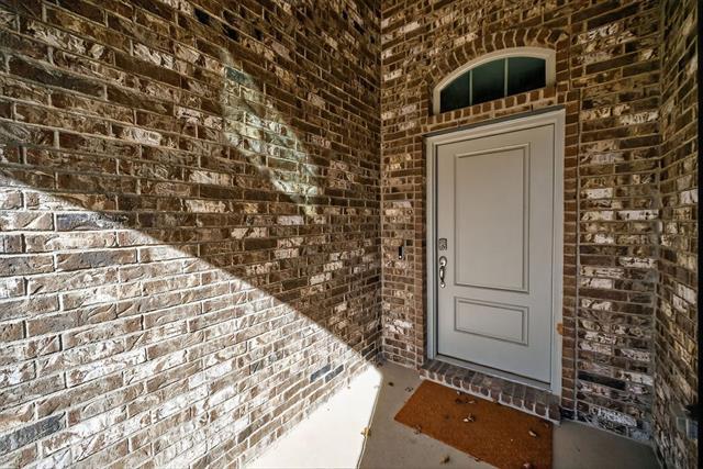 Foto del edificio - 10601 Autumn Leaves Ln