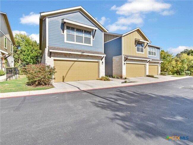 Foto del edificio - 516 E Slaughter Ln