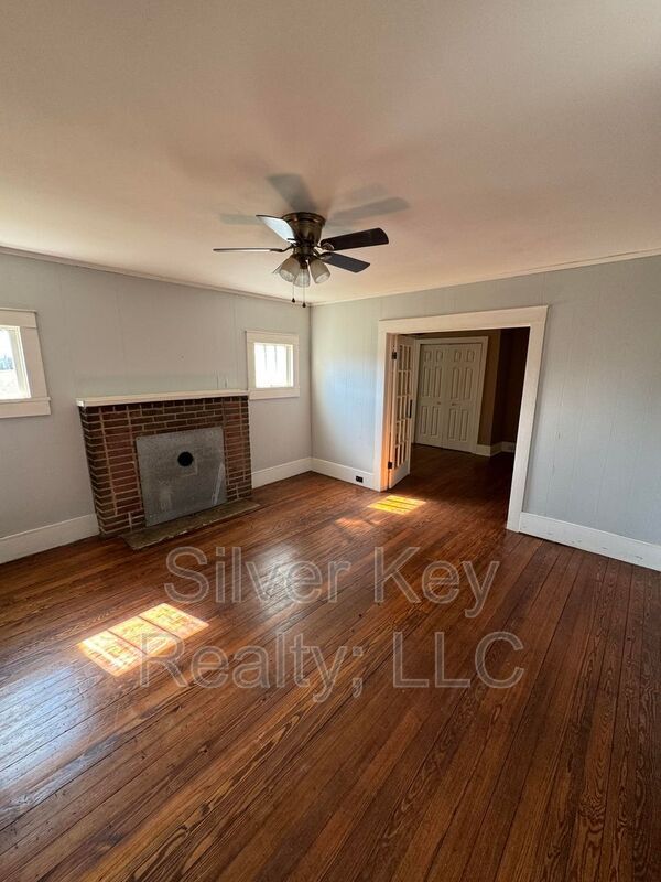 Building Photo - 1874 Co Rd 700