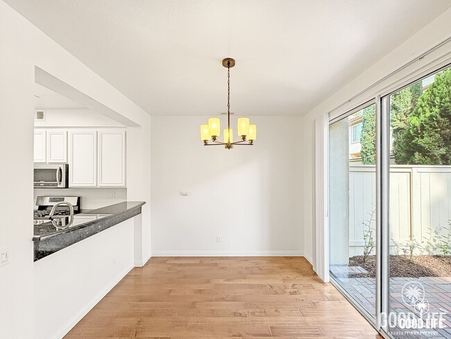 Building Photo - Modern Living with Clean Amenities