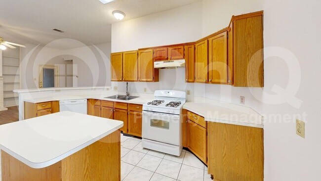 Foto del edificio - 733 Rockett Ln