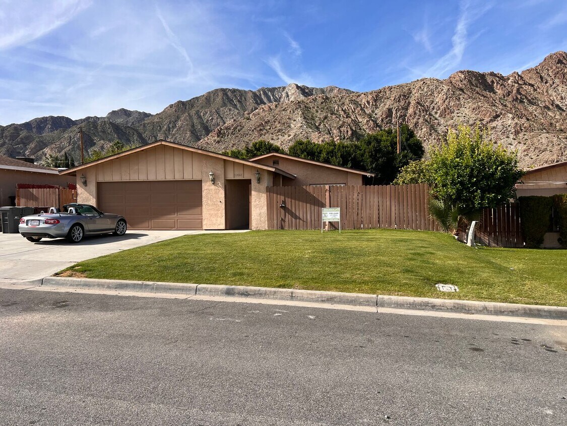 3bd / or4 + 2 bath house - 3bd / or4  + 2 bath house