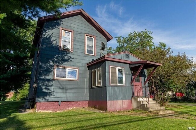 Foto del edificio - 820 Mill St