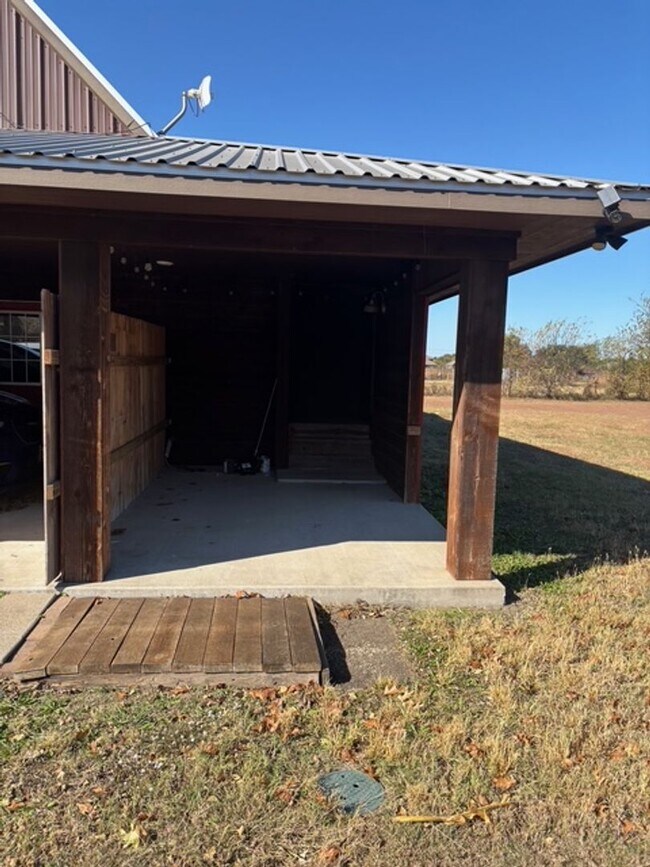 Foto del edificio - 6881 FM 1387