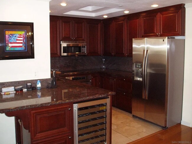 Building Photo - "Chic 1-Bedroom Urban Retreat in Vibrant San Diego Locale!"