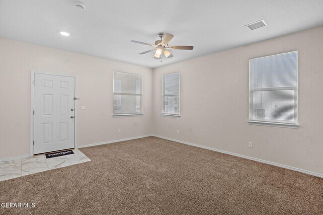 Building Photo - 11506 Summer Dr