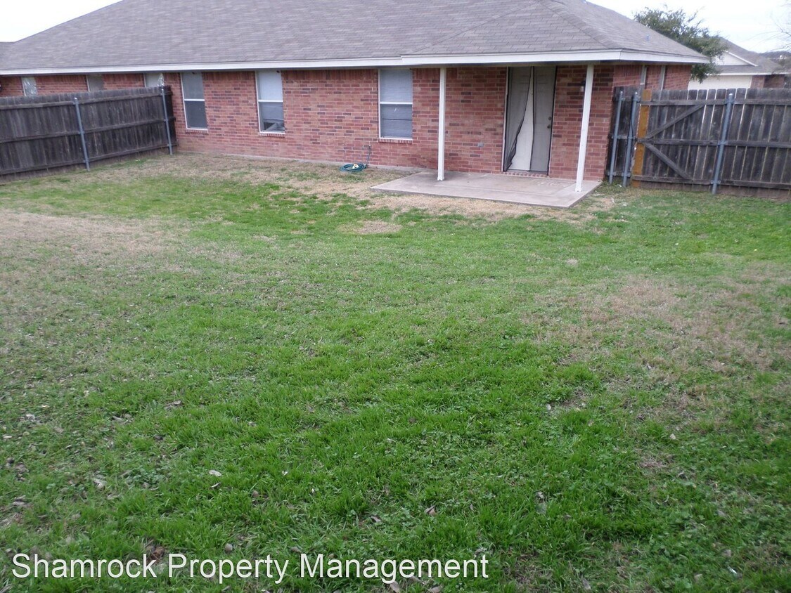 Foto del edificio - 2 br, 2 bath House - 713 Park Meadows