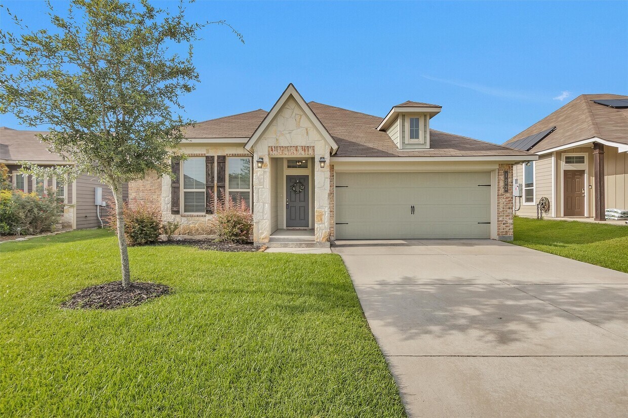 Foto principal - 122 Scenic Hills Ct