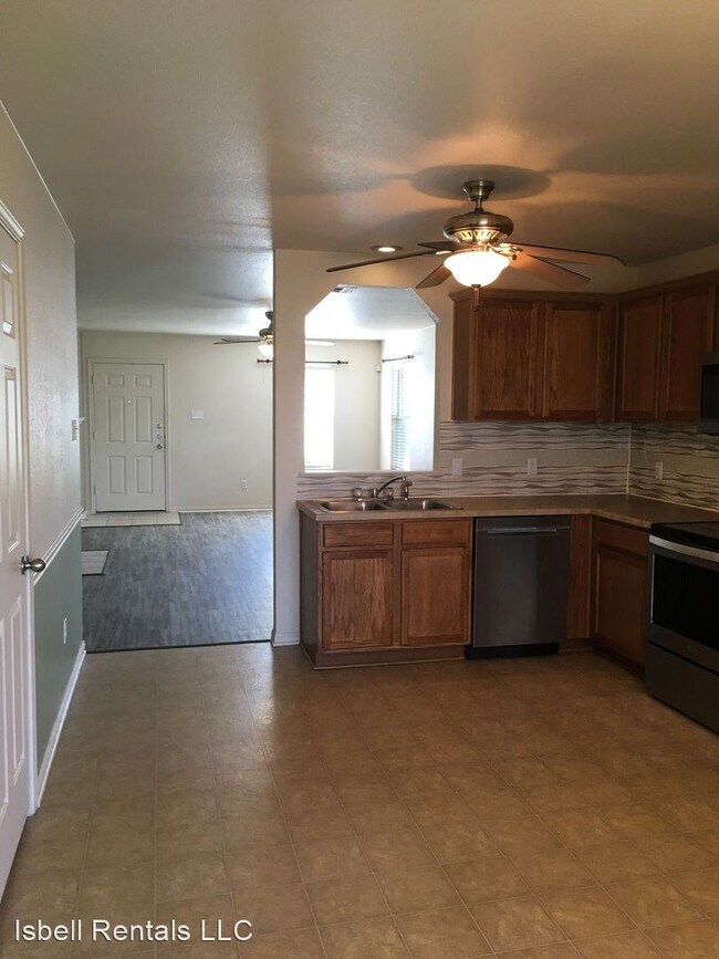 Foto del edificio - 3 br, 2 bath House - 2303 Price Drive
