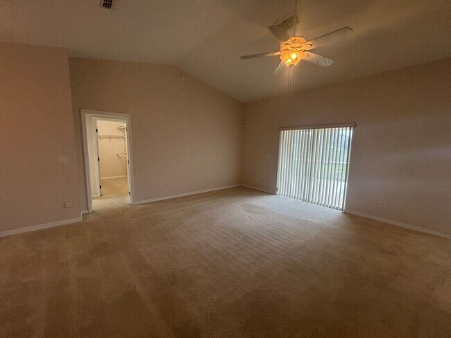 Foto del edificio - Move in ready 3/2 in 55+ community - near everything