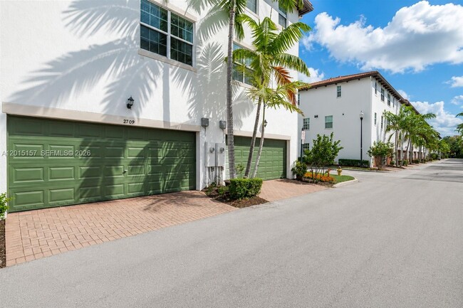 Building Photo - 2709 SW 119th Way