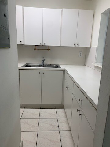 Foto del edificio - 6055 W 19th Ave
