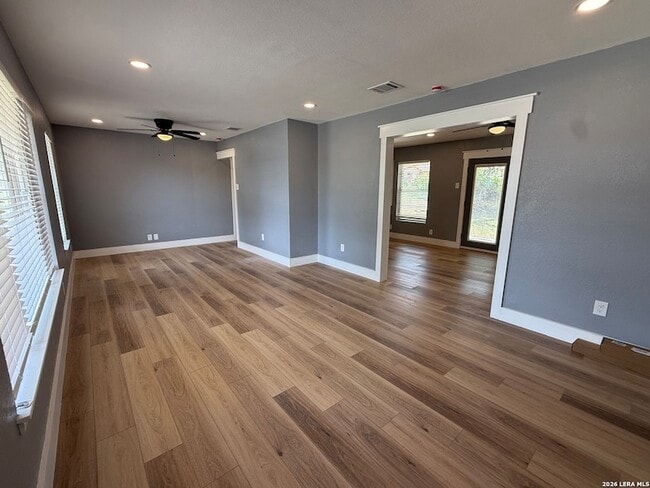 Photo - 4410 Trailwood Drive Unit House