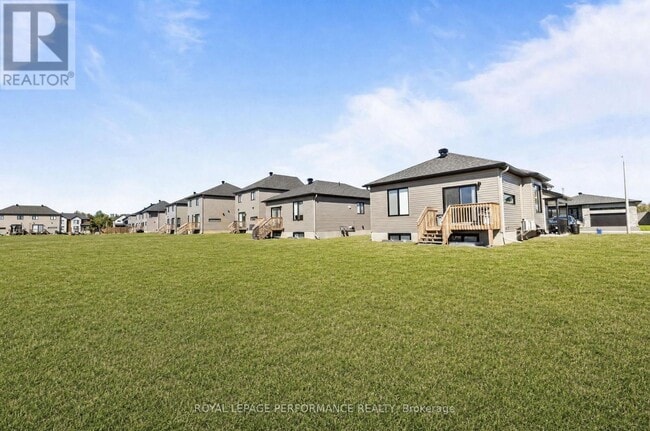 Building Photo - 248 Bourdeau Blvd