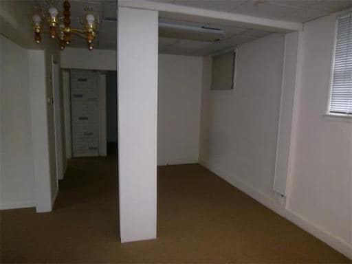 Building Photo - 2022 Wabash Ave
