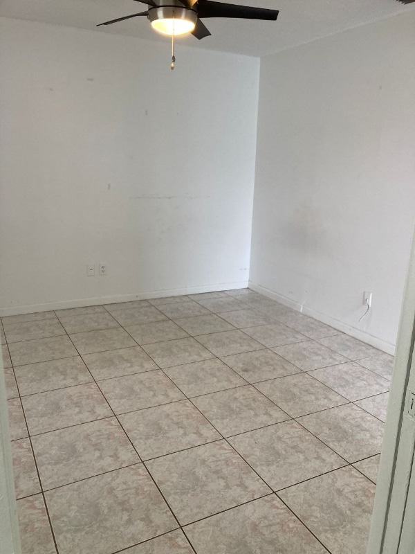 Foto del edificio - 5665 Nokomis Cir