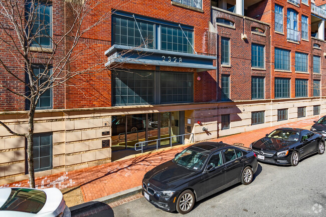 Entrance - The Lofts At Adams Morgan