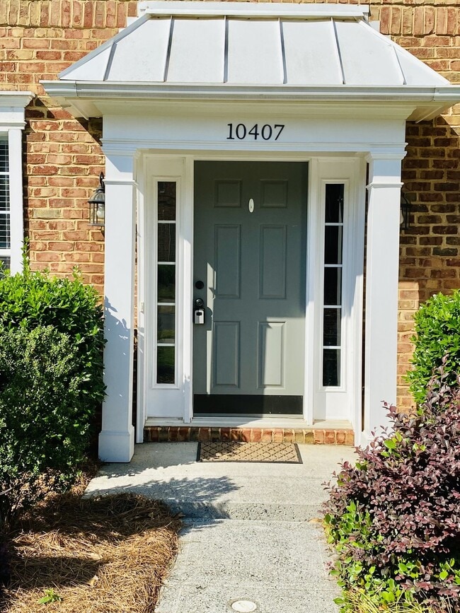 Photo - Heart of Ballantyne!  Beautiful End Unit T... Apartment