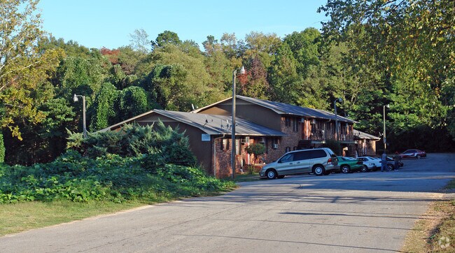 Foto del edificio - Chicora Court Apartments