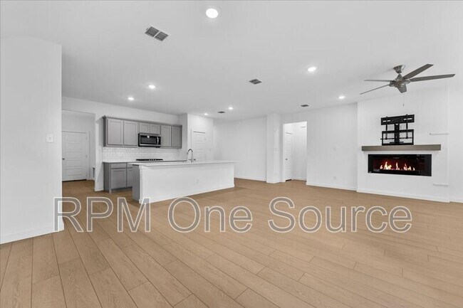 Foto del edificio - 3709 Palo Pinto Dr