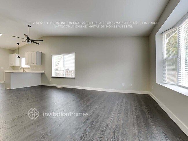 Foto del edificio - 1513 Evanston Ct NE