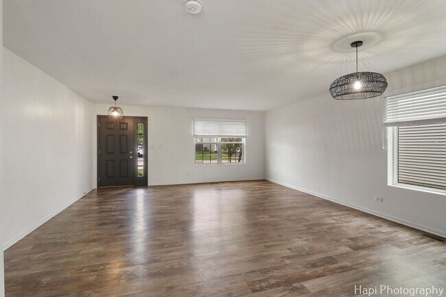 Foto del edificio - 1145 Adagio Dr