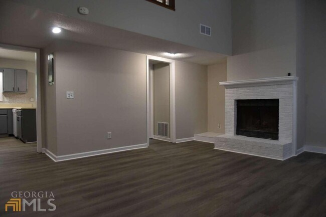 Building Photo - 4040 Sand Wedge Cir