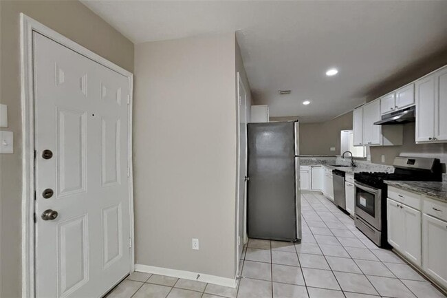 Foto del edificio - 21326 Meadowhill Dr