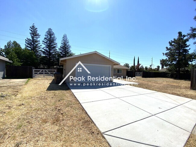 Building Photo - 3 br, 2 bath House - 431 Stephanie Ct