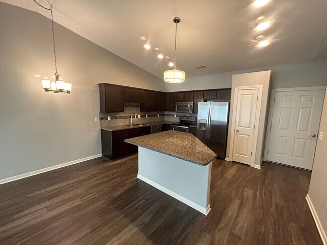 Foto del edificio - 5974 Pinnacle Pl-3bed/2bath