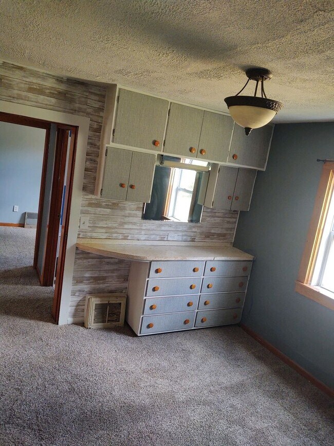 Foto del edificio - Adorable Home in Cadillac on Clam Lake Gre...