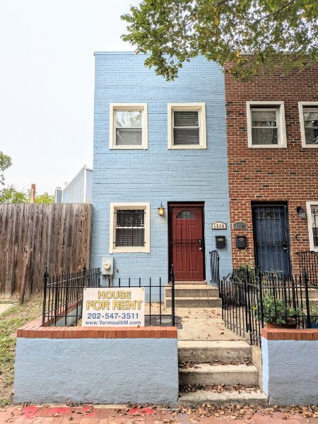 Building Photo - 1514 Constitution Ave NE