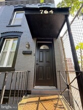 Building Photo - 764 Morton St NW